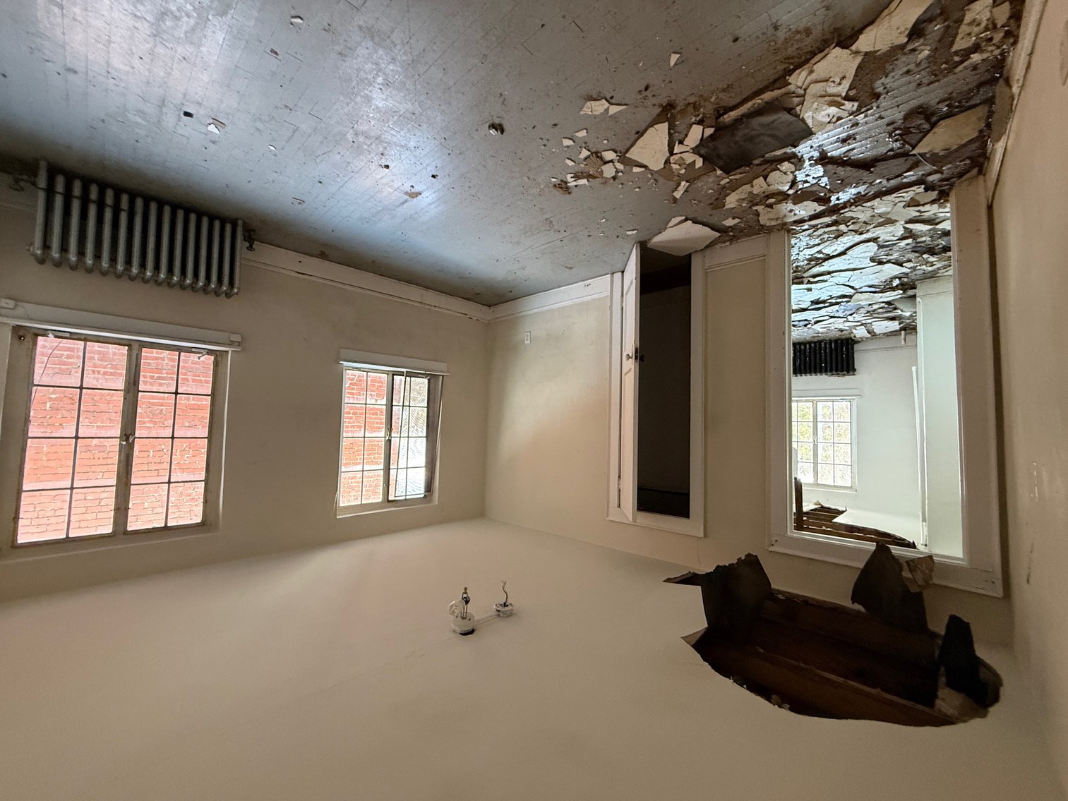 Image for SOLD $89,100 - Mixed-Use Commercial Property Full of Opportunity in Downtown Beckley