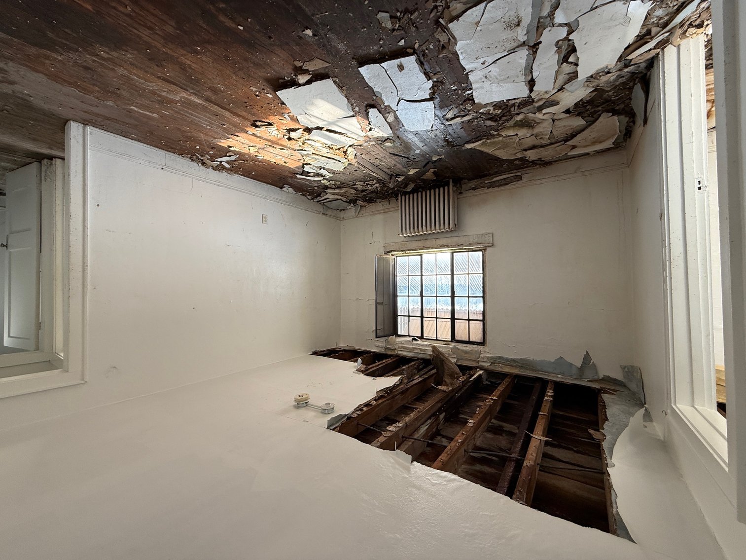 Image for SOLD $89,100 - Mixed-Use Commercial Property Full of Opportunity in Downtown Beckley