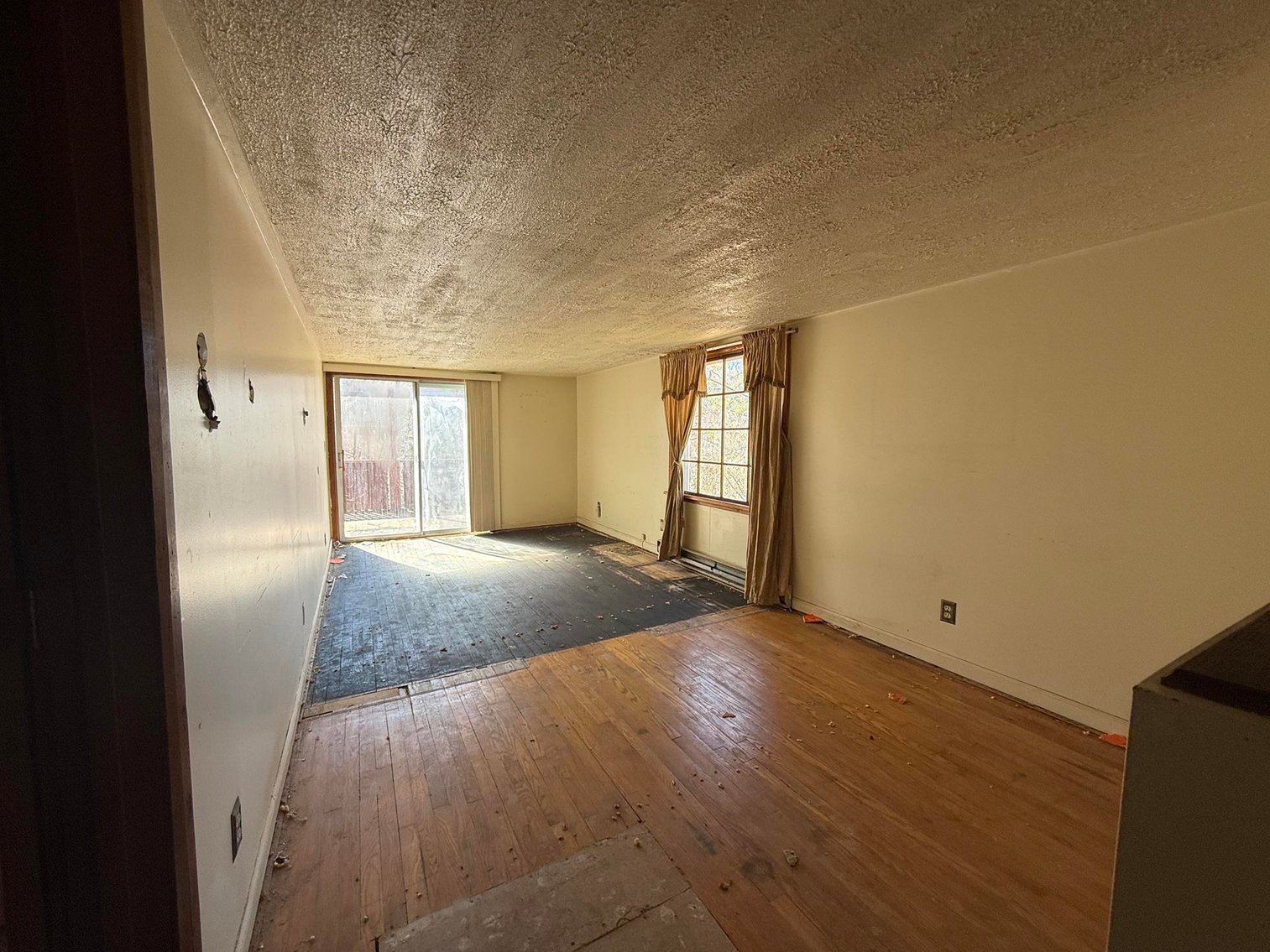 Image for Home & Warehouse in a Prime Mercer County Location