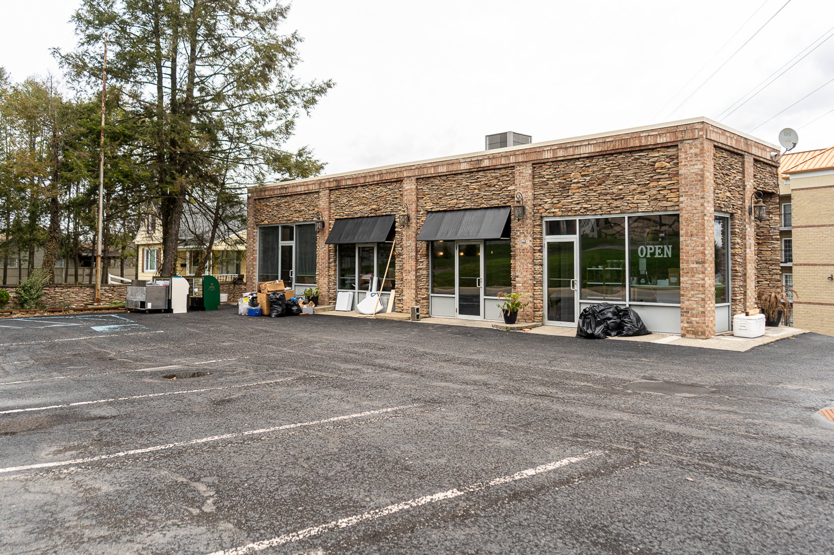 Image for Versatile Commercial Building in a High Traffic Morgantown Location