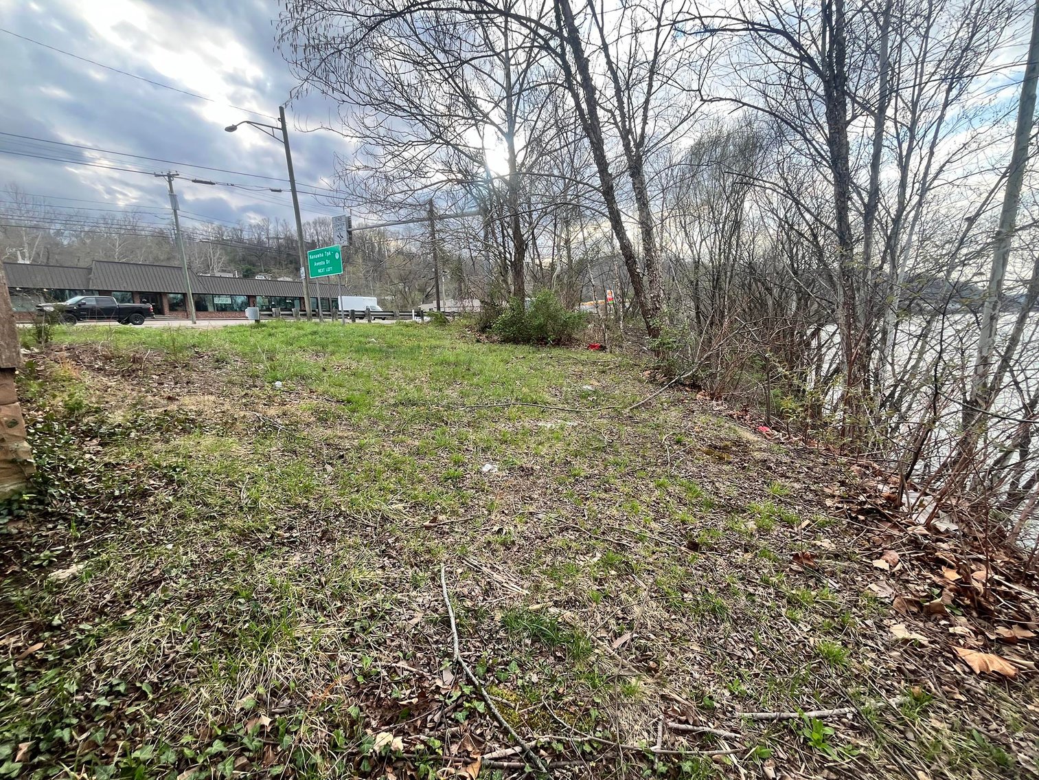 Image for Fixer-Upper Investment Opportunity on the Kanawha River