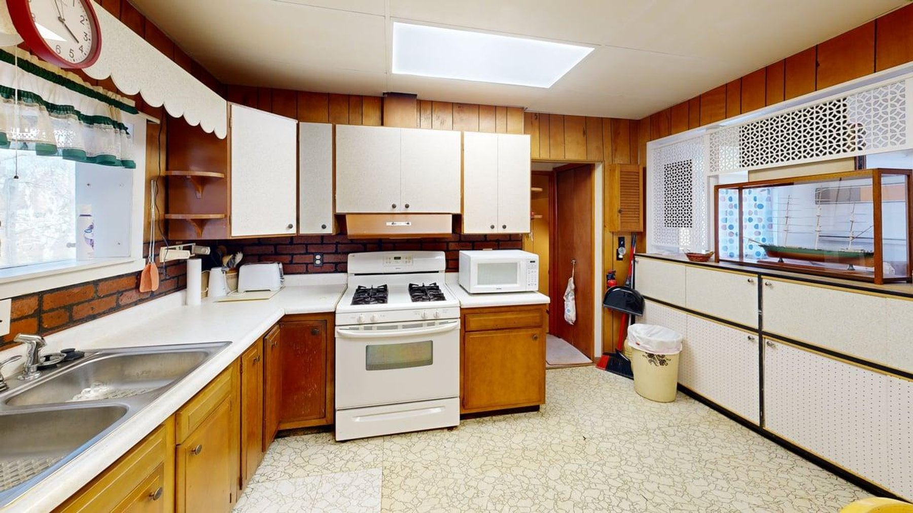 Image for Charming 2-Bedroom Home with River Views in Clarksburg