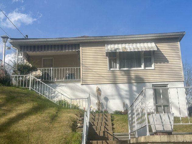 Image for Charming 2-Bedroom Home with River Views in Clarksburg