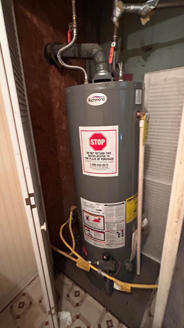 Image for Commercial Building with Garage Bays & Apartment Selling to the Highest Bidder