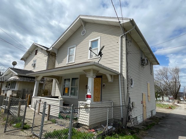 Image for 2 Story Project Home near Downtown Charleston