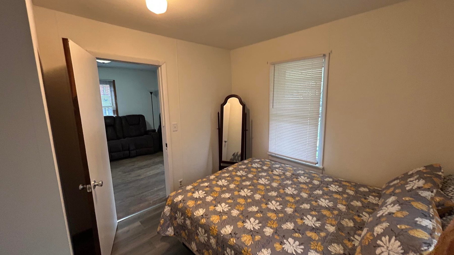 Image for Inviting Elkins Home with a Large Garage