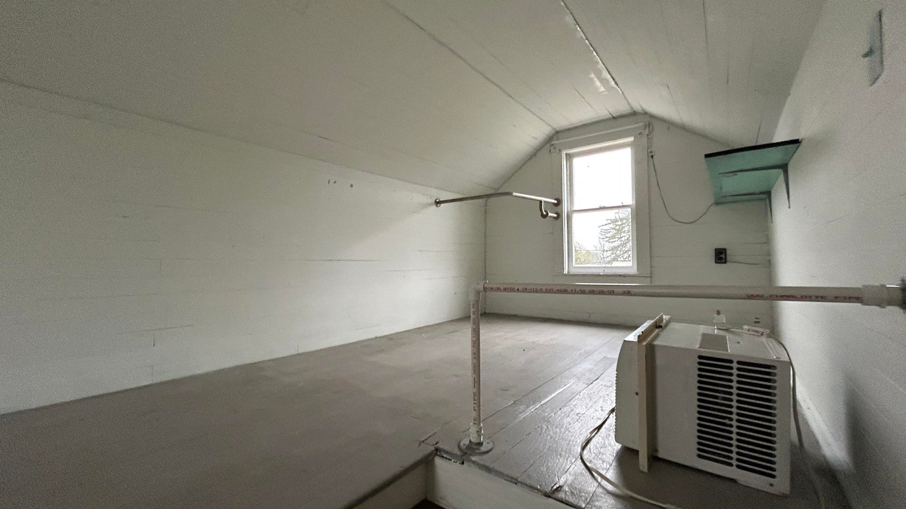 Image for Inviting Elkins Home with a Large Garage