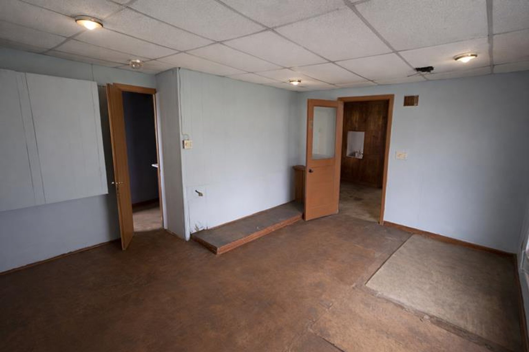 Image for Inviting Elkins Home with a Large Garage