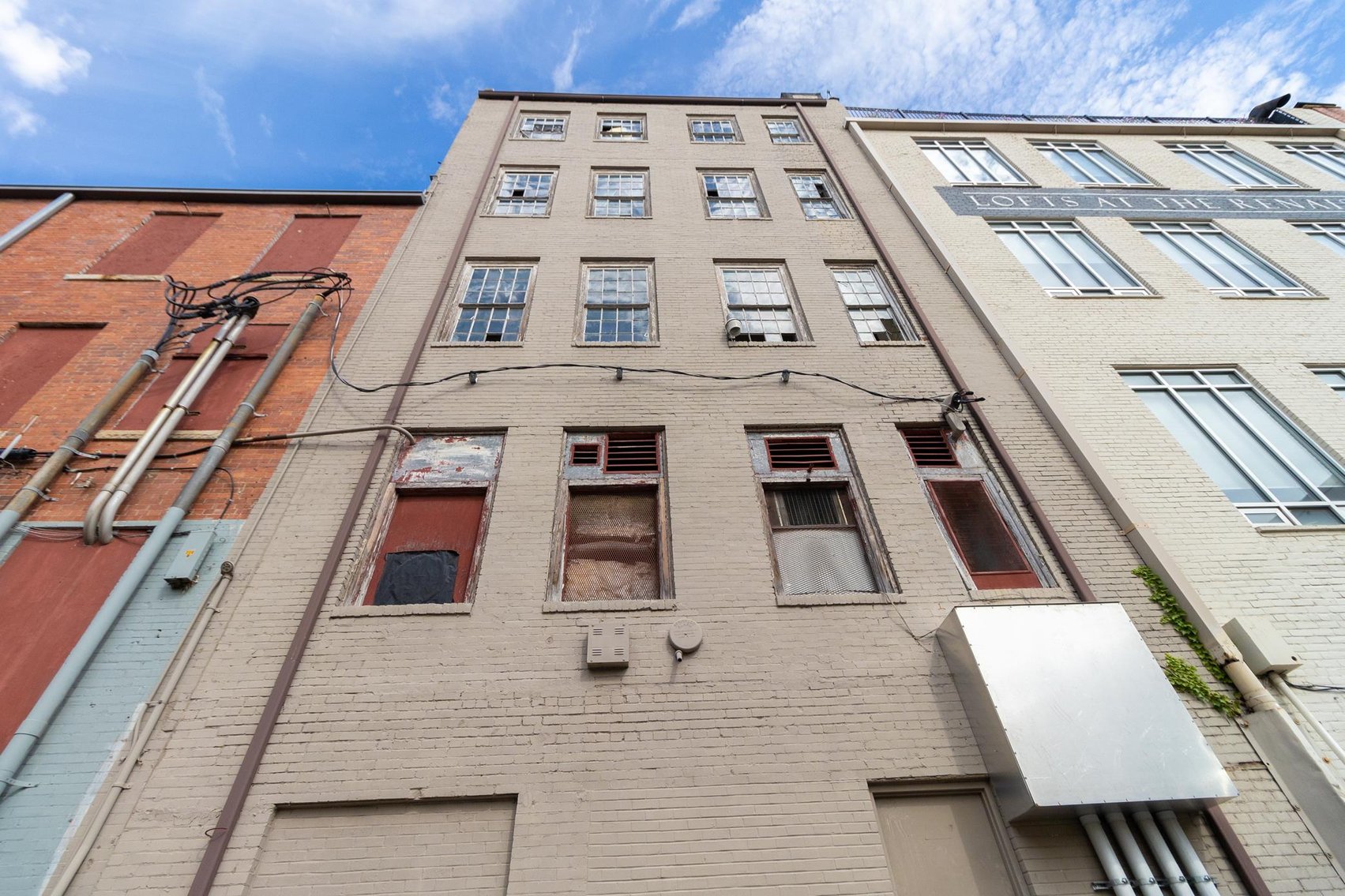 Image for 5-Story Downtown Huntington Building – Prime Redevelopment Opportunity