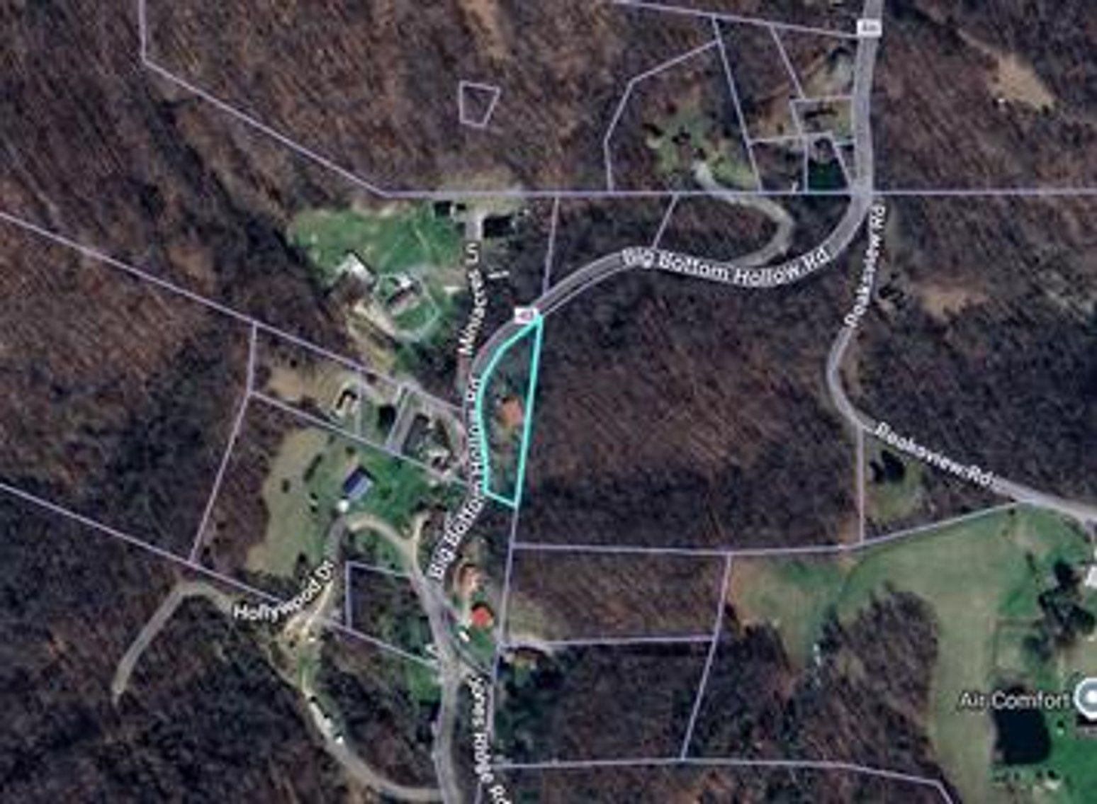 Image for 2 Bedroom on a Spacious Lot in Charleston