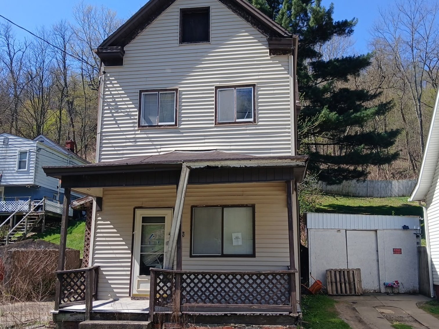 Image for 3 Bedroom Wheeling Home Ready for a Remodel