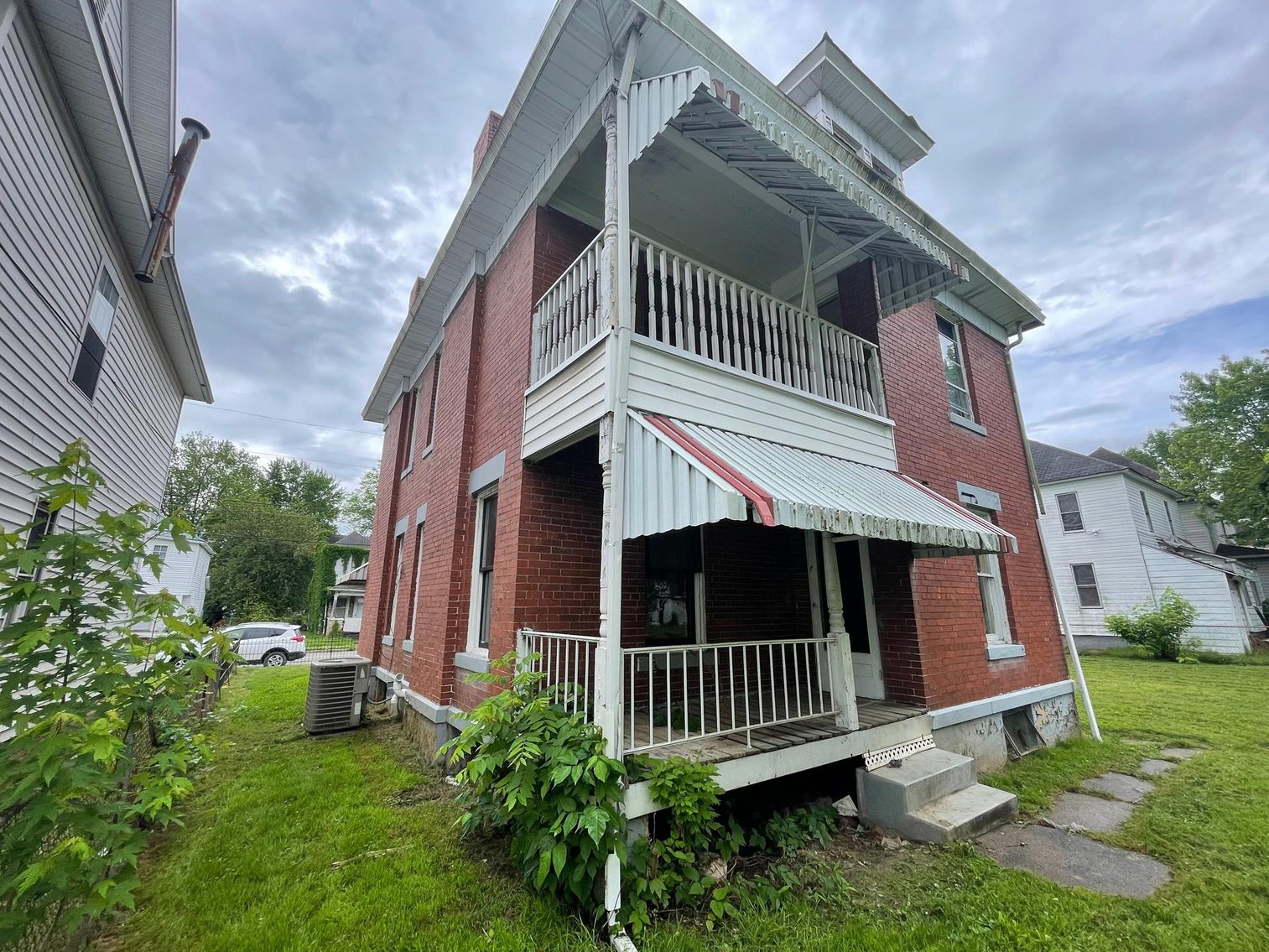 Image for SOLD $22,330 - 3 Bedroom Brick Home in Parkersburg