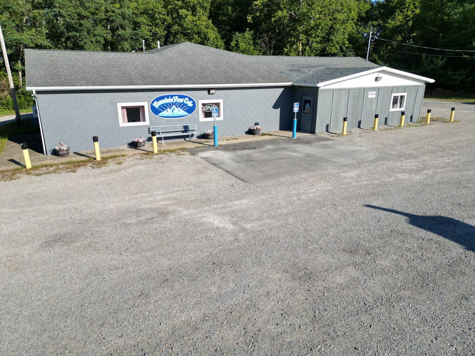 Image for SOLD $374, 000 - Turn-Key Restaurant in a High Traffic Area