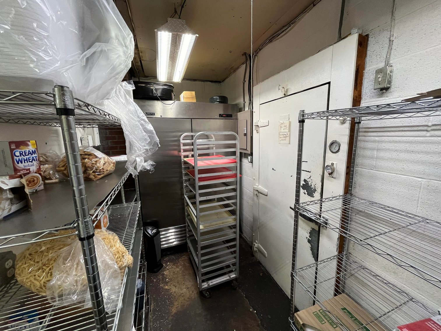 Image for SOLD $374, 000 - Turn-Key Restaurant in a High Traffic Area