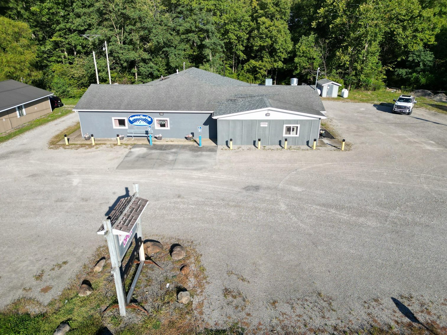 Image for SOLD $374, 000 - Turn-Key Restaurant in a High Traffic Area