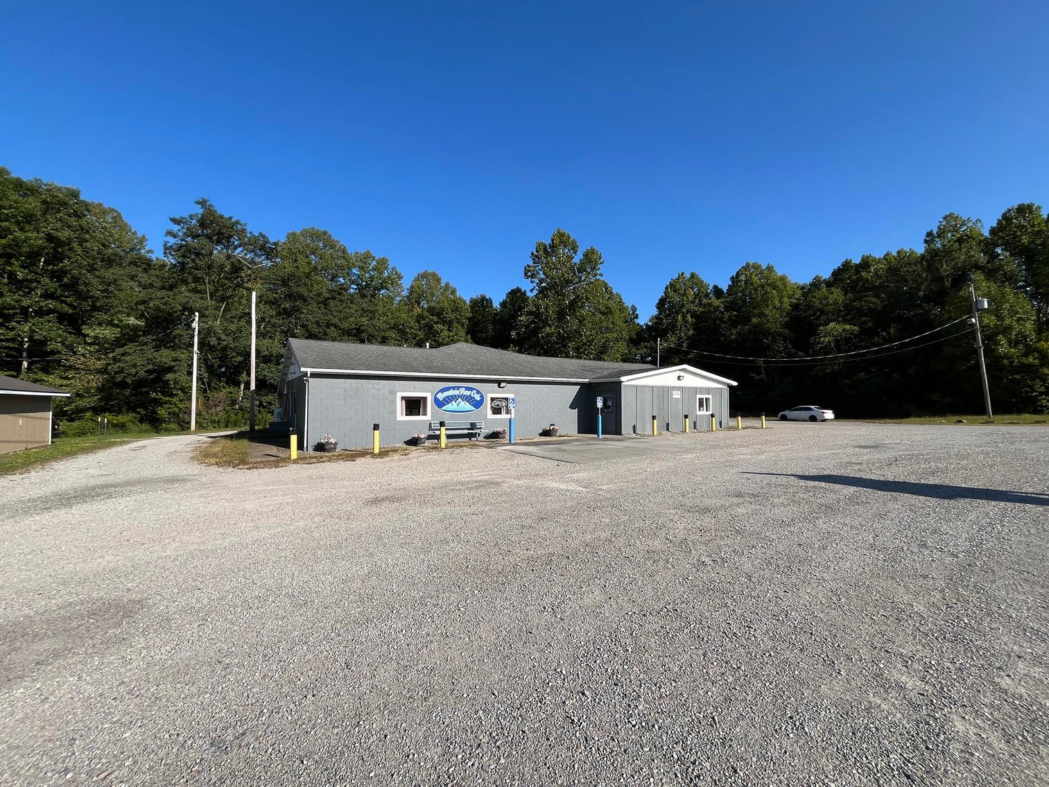 Image for SOLD $374, 000 - Turn-Key Restaurant in a High Traffic Area