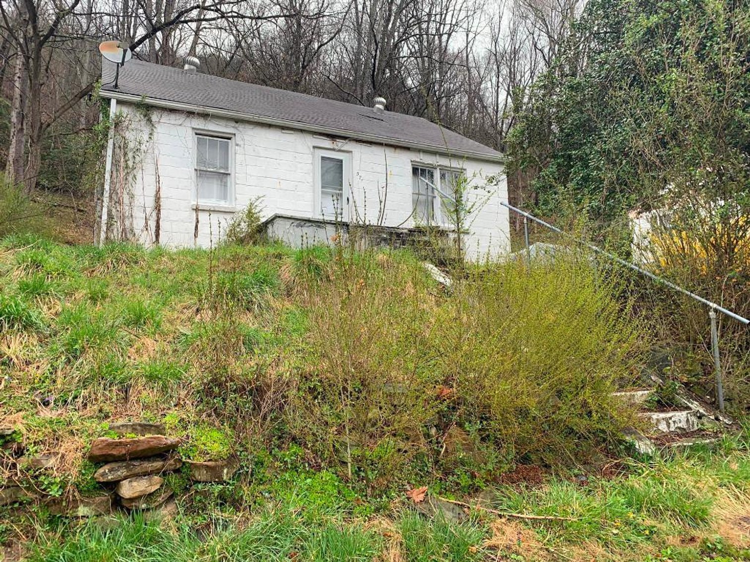 Image for SOLD - 4 Charleston Properties Selling to the Highest Bidders