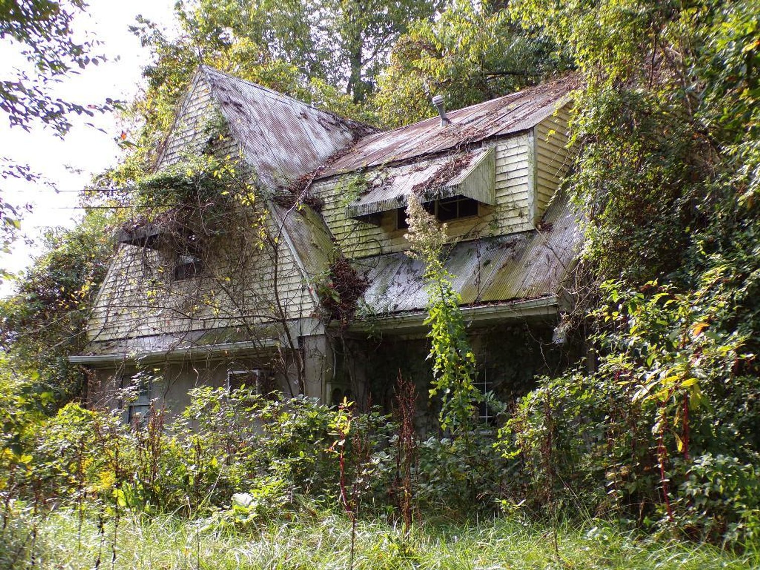 Image for SOLD - 10 Kanawha County Homes Selling to the Highest Bidders