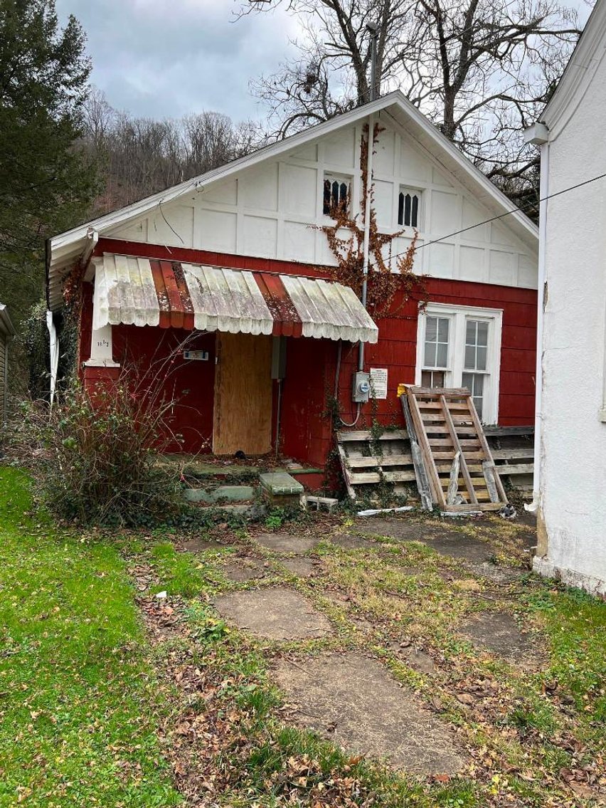 Image for SOLD - 2 Charleston Properties Selling to the Highest Bidders