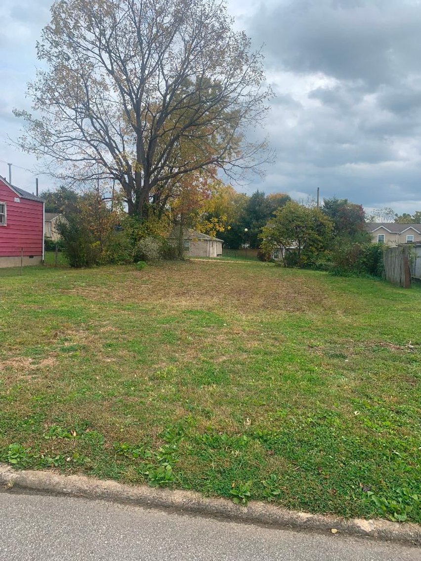 Image for SOLD - 2 Lots in St. Albans Selling to the Highest Bidders