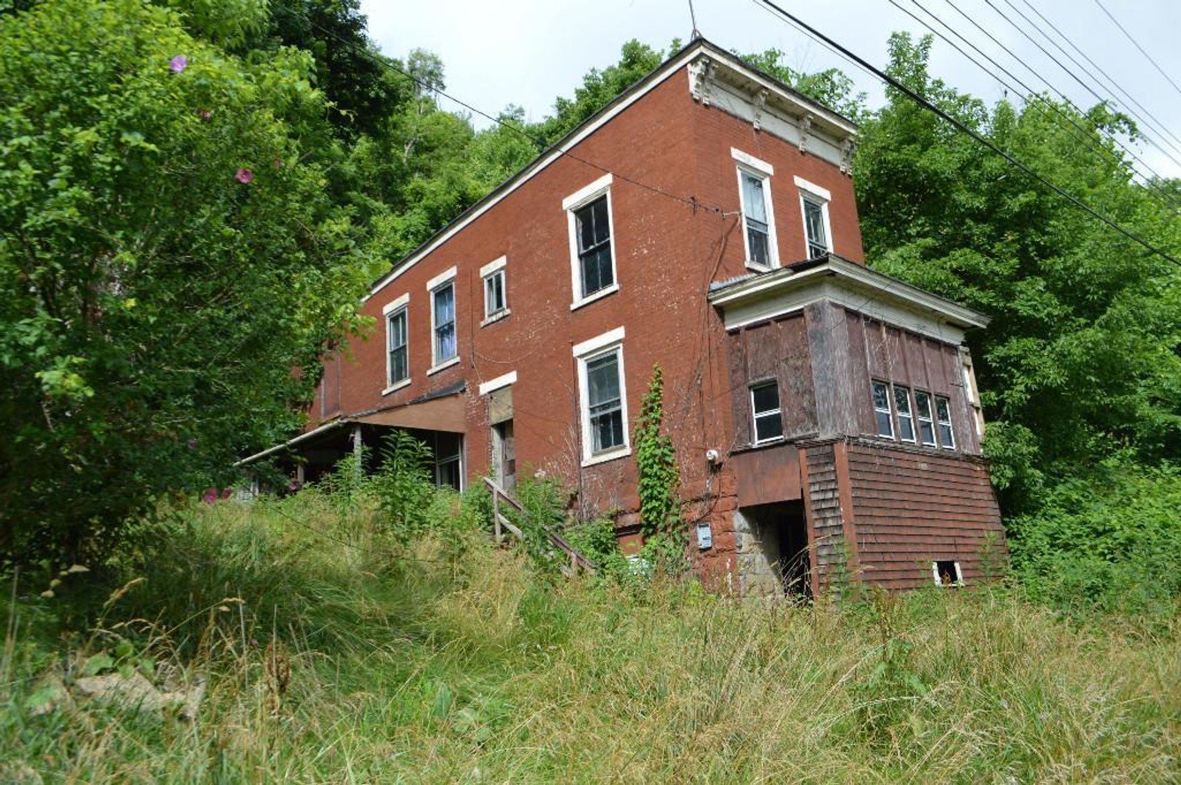 Image for SOLD - 2 Wheeling Properties Selling to the Highest Bidders