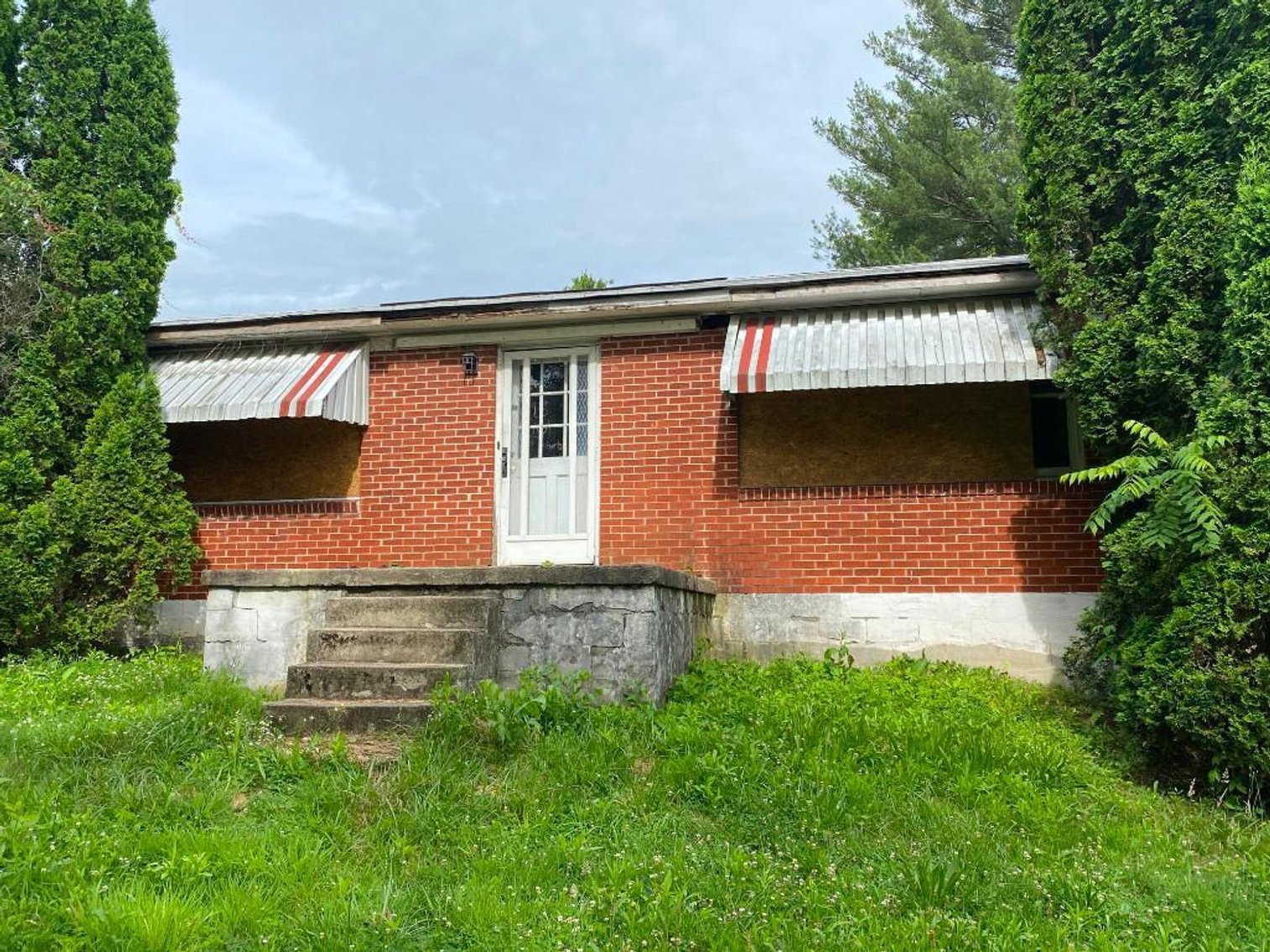 Image for SOLD - 3 Beckley Homes Selling to the Highest Bidders