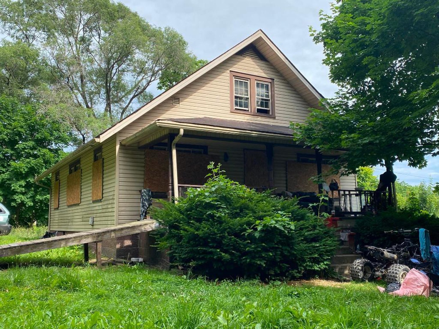 Image for SOLD - 3 Beckley Homes Selling to the Highest Bidders