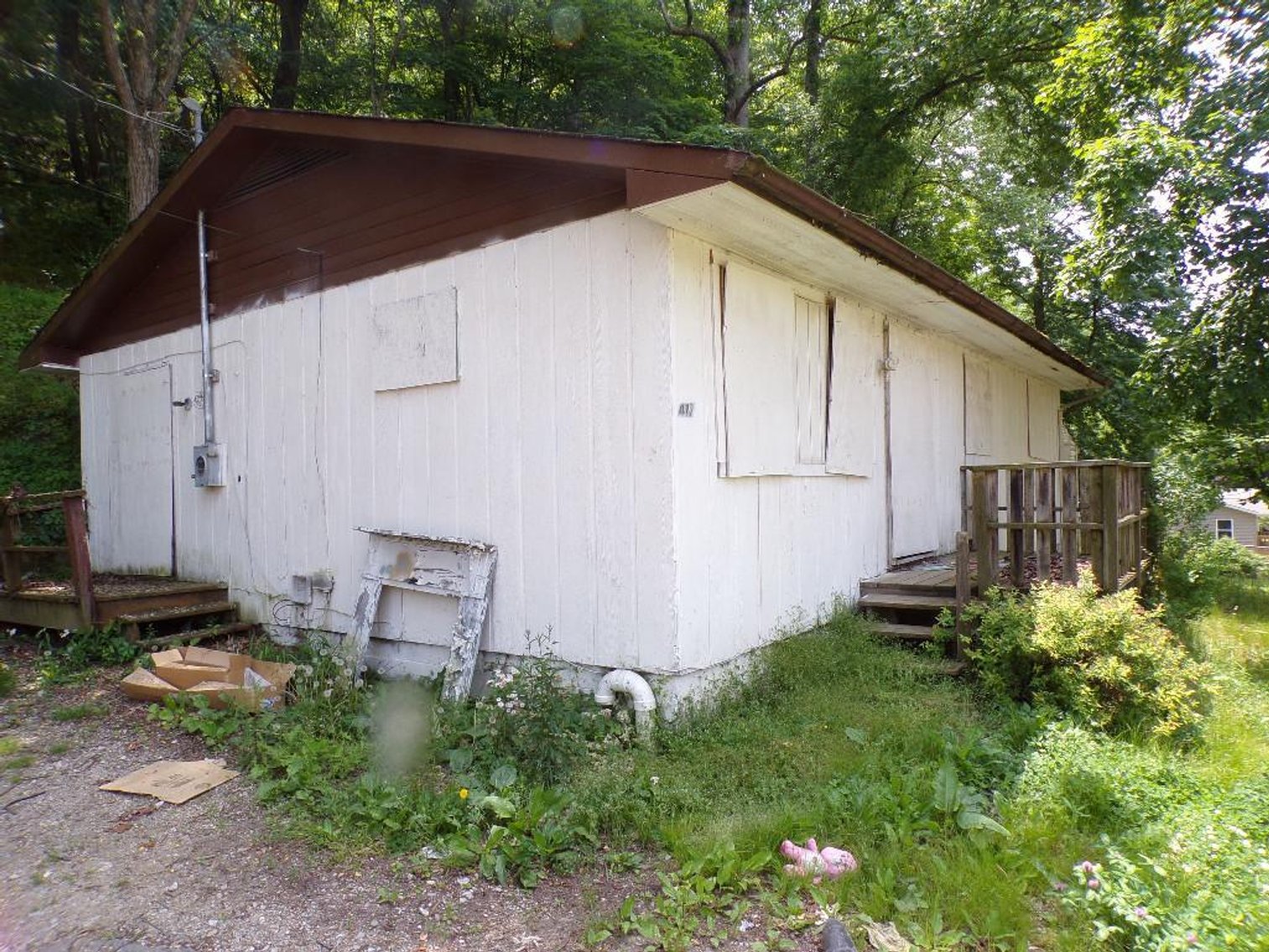 Image for SOLD - 11 Kanawha Co. Properties Selling to the Highest Bidders