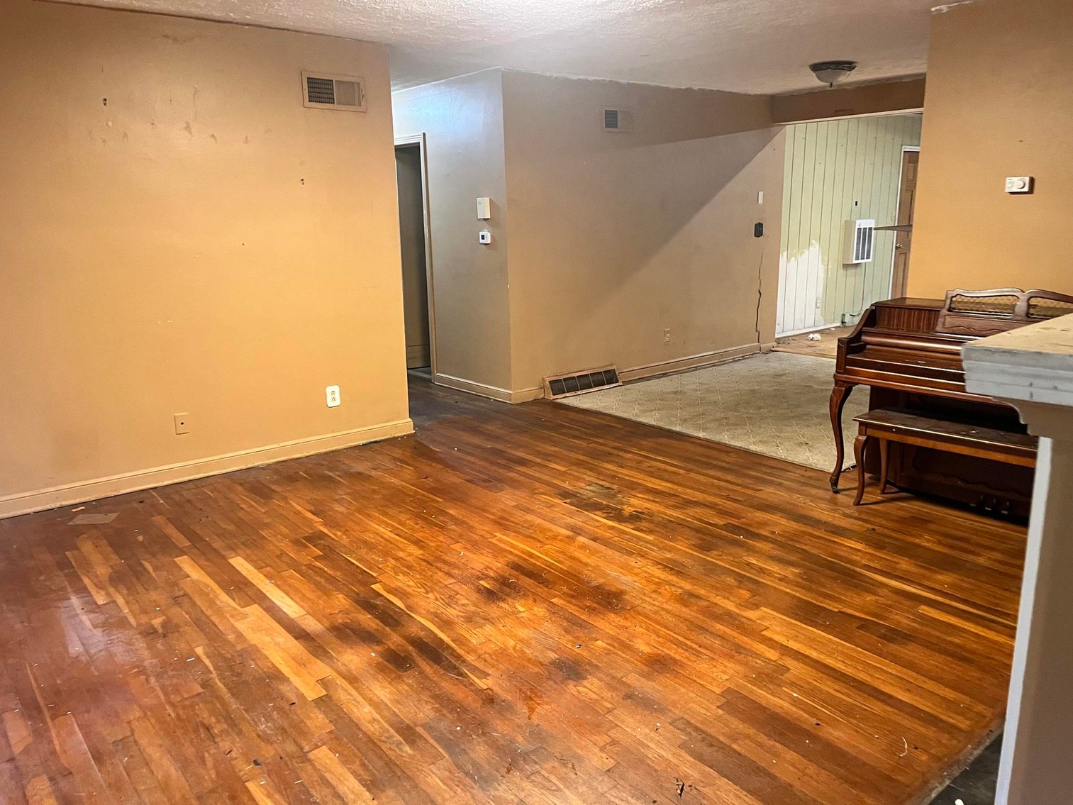 Image for SOLD $89,100 - 5 Bedroom Project Home on Over an Acre in Charleston