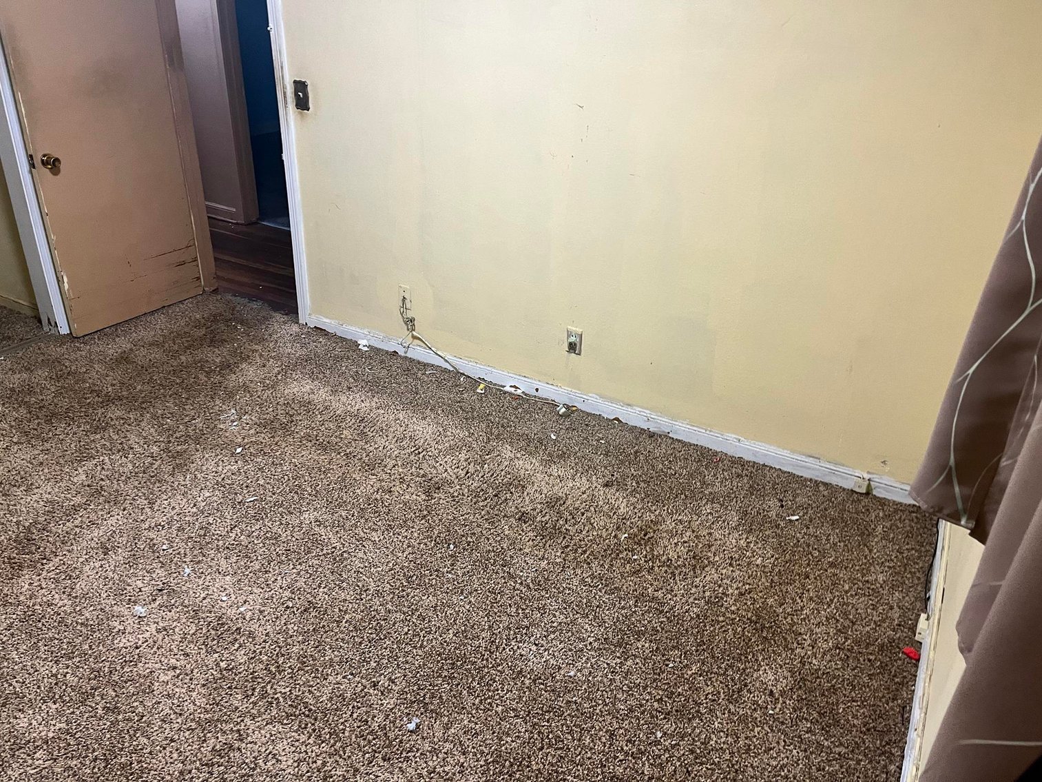 Image for SOLD $89,100 - 5 Bedroom Project Home on Over an Acre in Charleston