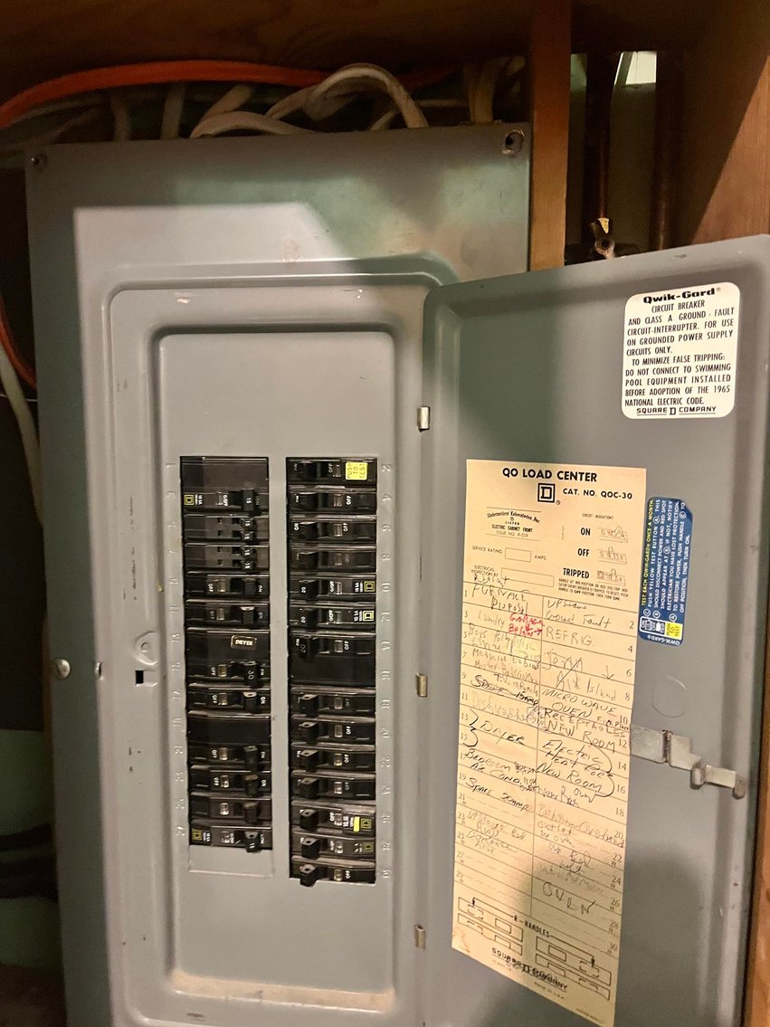 Image for SOLD $89,100 - 5 Bedroom Project Home on Over an Acre in Charleston