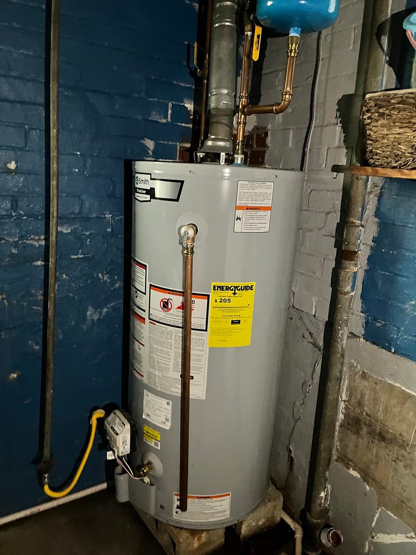 Image for SOLD $24,200 - 2 Bedroom in Huntington Selling to the Highest Bidder