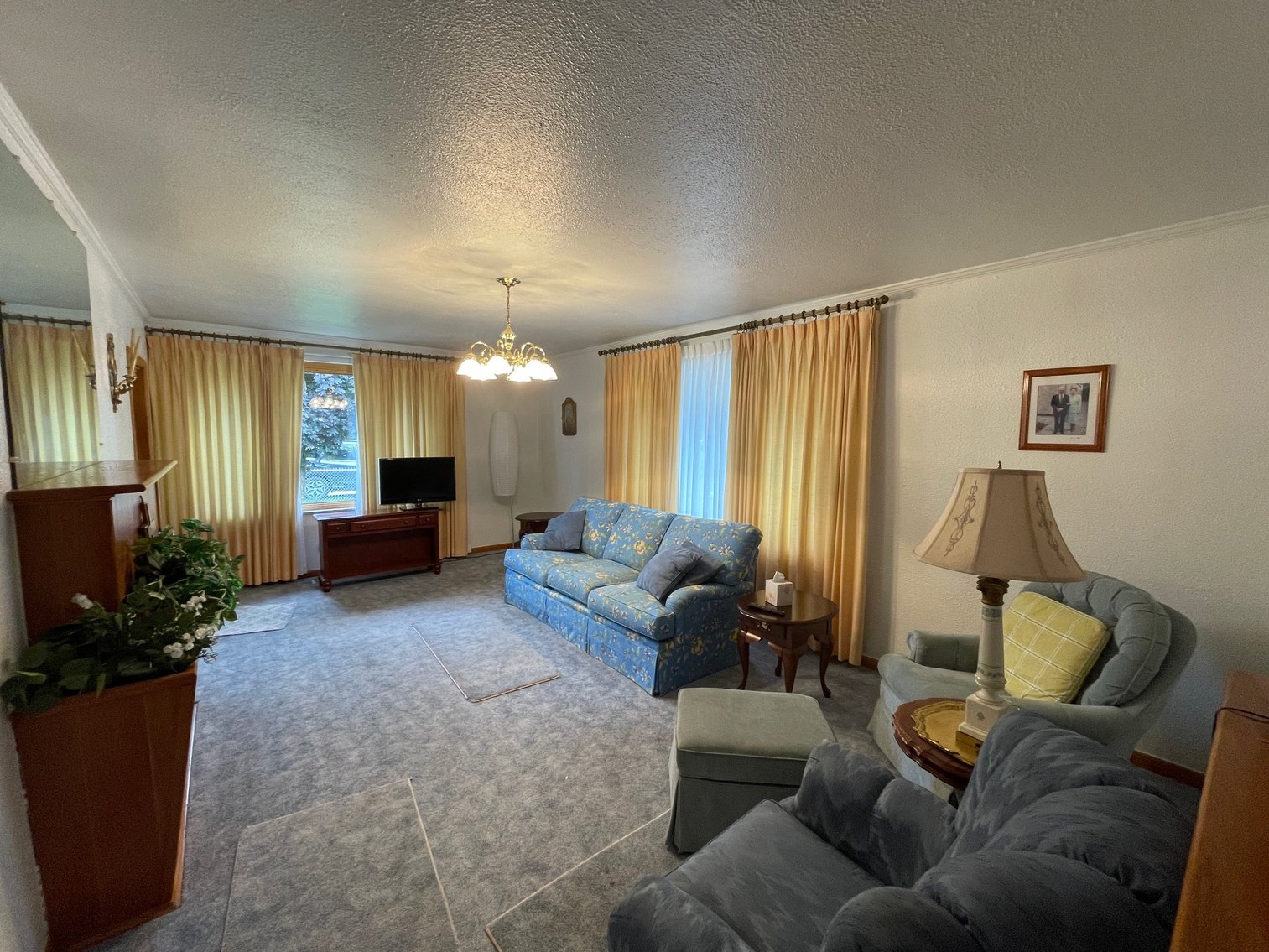 Image for SOLD $81,950 - Move-in Ready Stone Ranch with Full Basement