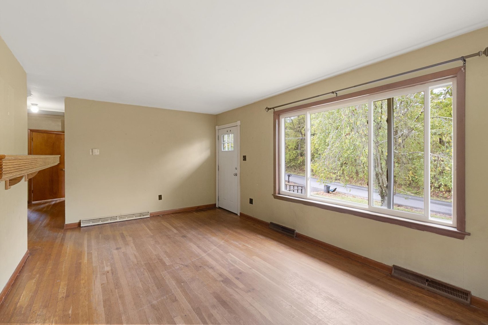 Image for SOLD $89,100 - 3 Bedroom on 1.8 Acres in Fairmont