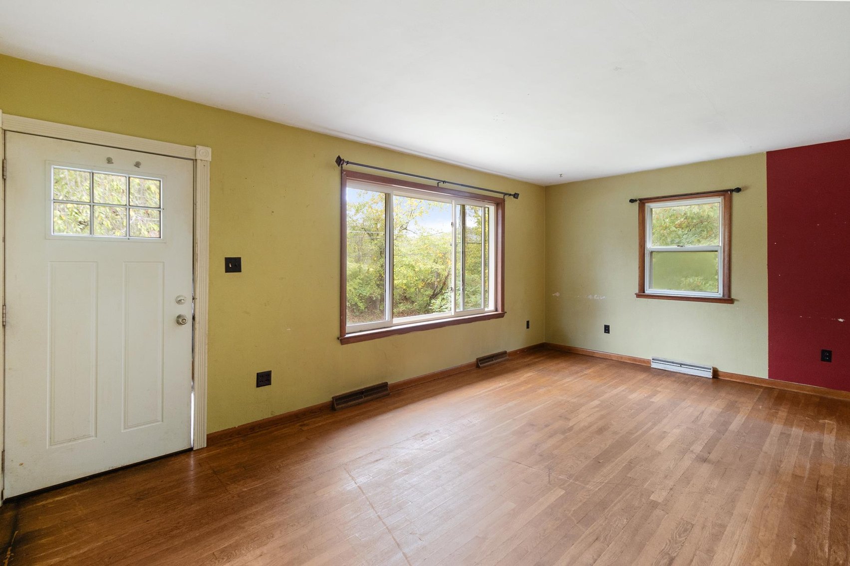 Image for SOLD $89,100 - 3 Bedroom on 1.8 Acres in Fairmont