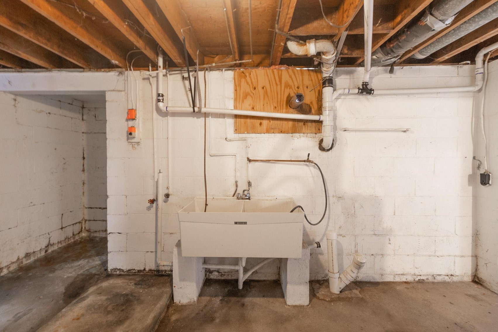 Image for SOLD $89,100 - 3 Bedroom on 1.8 Acres in Fairmont