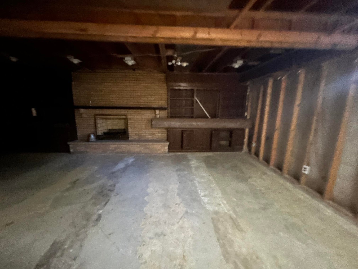 Image for SOLD $313,500 - Nearly 4,000 sqft. Brick Home in Hill-N-Dale