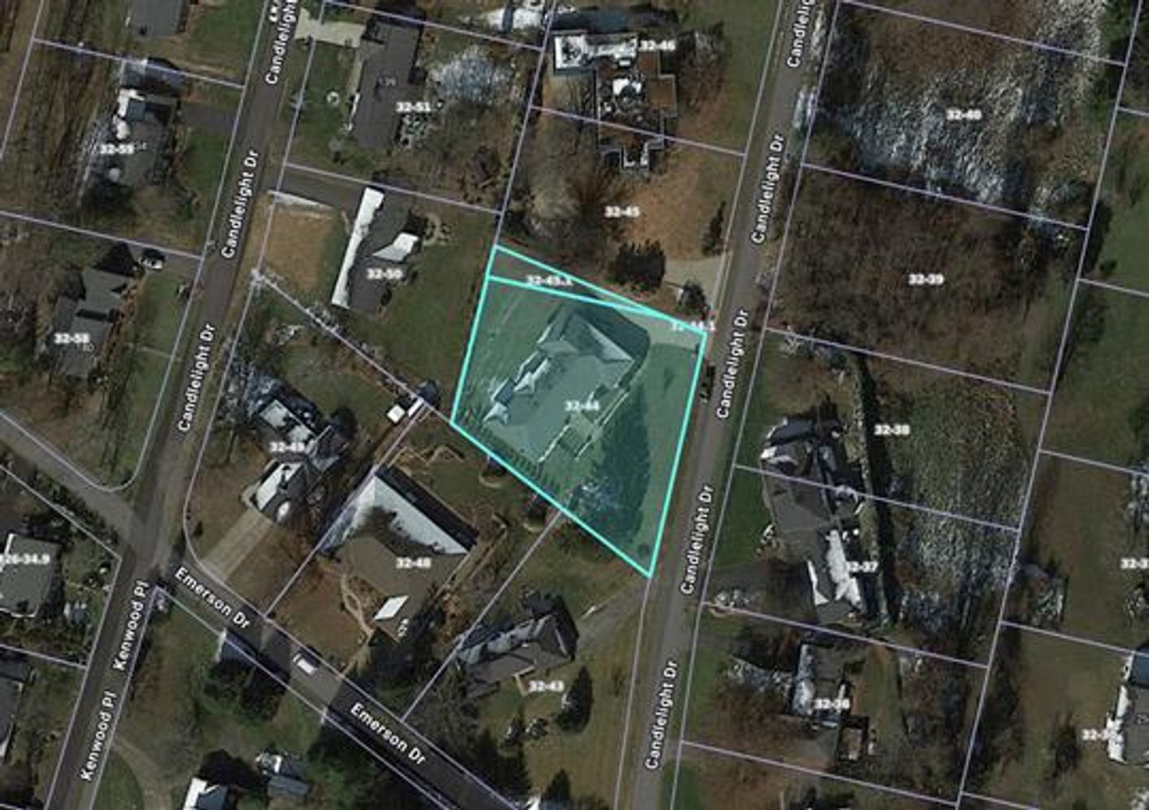 Image for SOLD $313,500 - Nearly 4,000 sqft. Brick Home in Hill-N-Dale