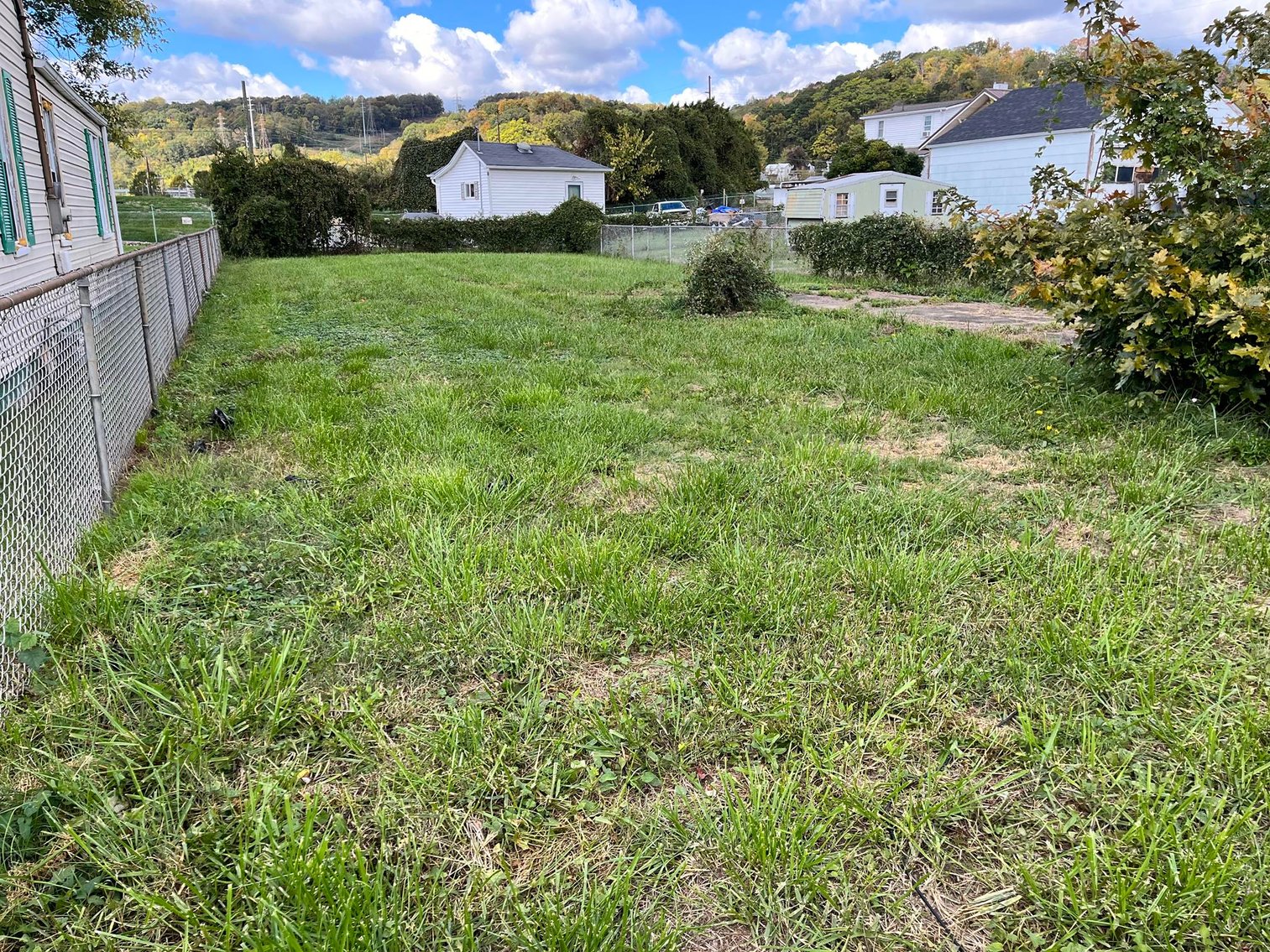 Image for SOLD - Charleston Lot Selling to the Highest Bidder