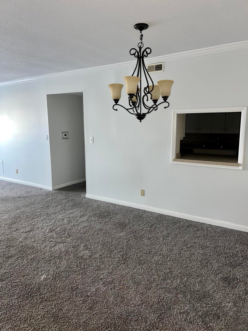 Image for SOLD $209,000 - Condo Unit 302 in Whitaker Square Apartments