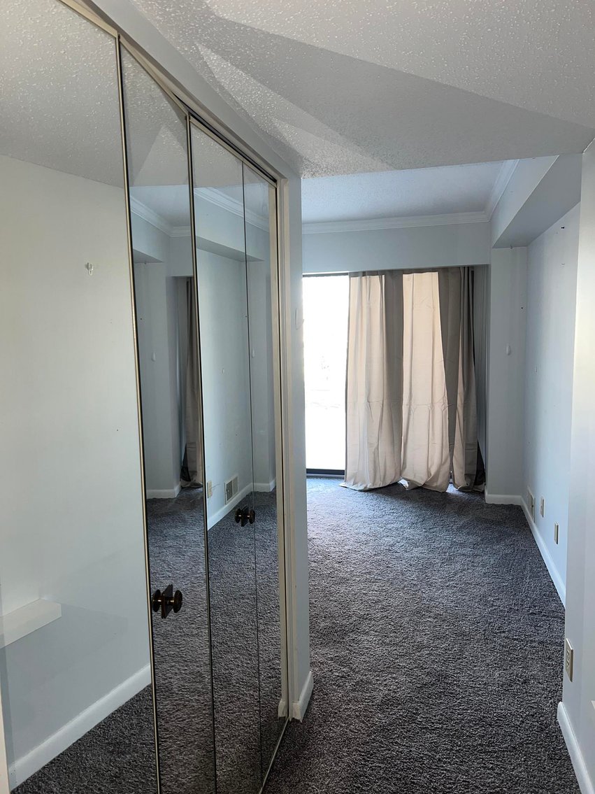 Image for SOLD $209,000 - Condo Unit 302 in Whitaker Square Apartments