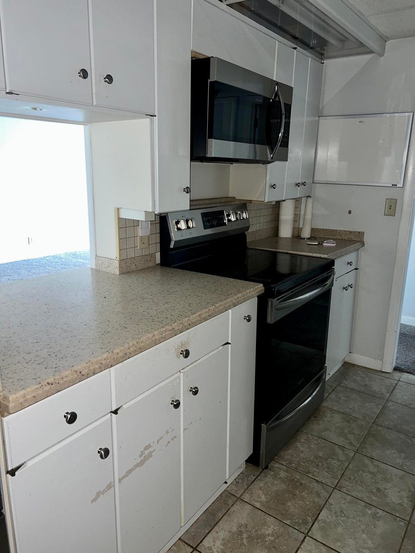 Image for SOLD $209,000 - Condo Unit 302 in Whitaker Square Apartments