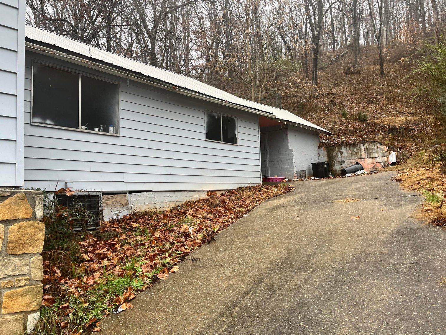 Image for SOLD $44,000 - 3 Bedroom Home on a Large Lot in Dunbar