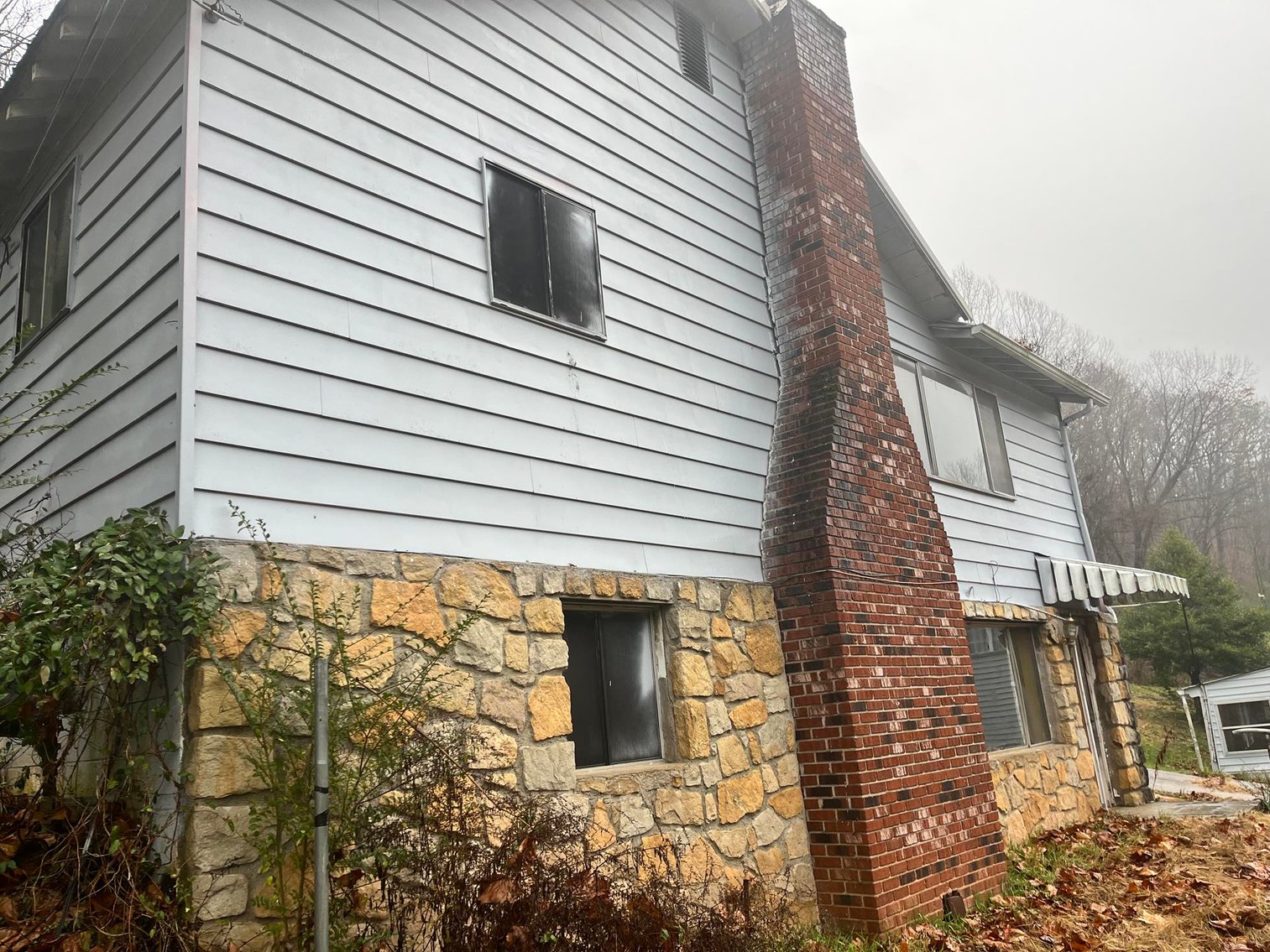 Image for SOLD $44,000 - 3 Bedroom Home on a Large Lot in Dunbar