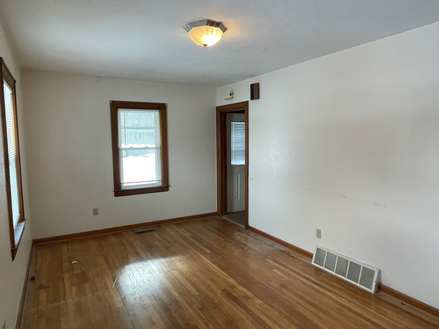 Image for SOLD $105,600 - 4 Bedroom Cape Cod in St. Albans