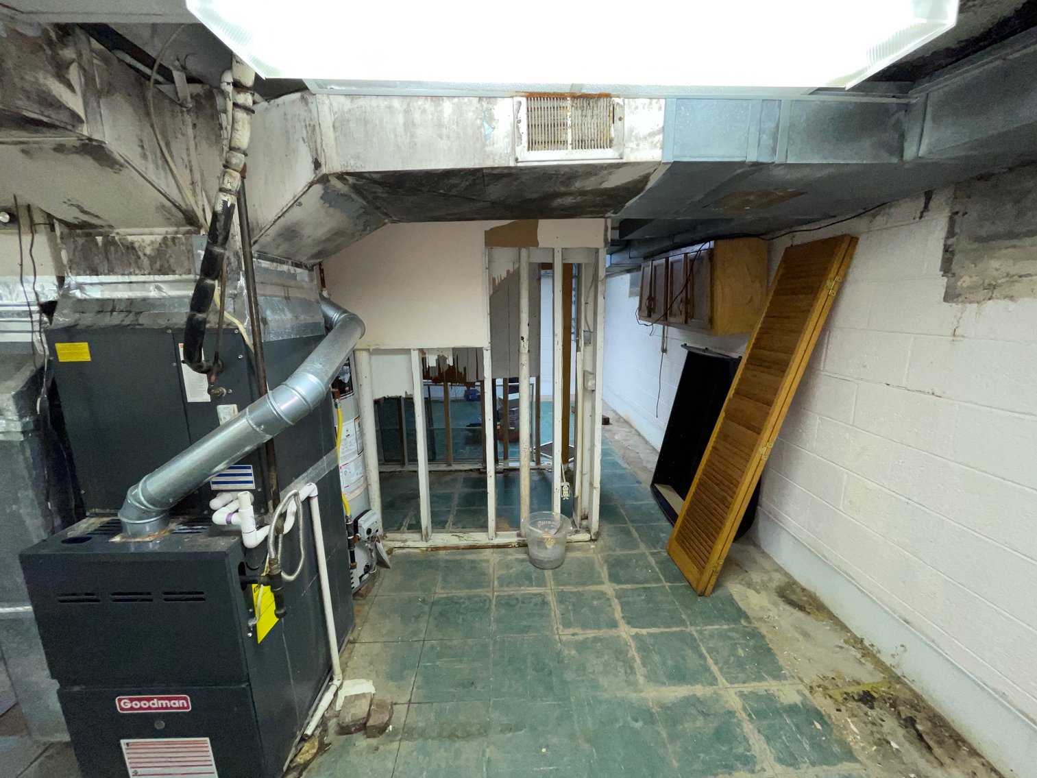 Image for SOLD $105,600 - 4 Bedroom Cape Cod in St. Albans