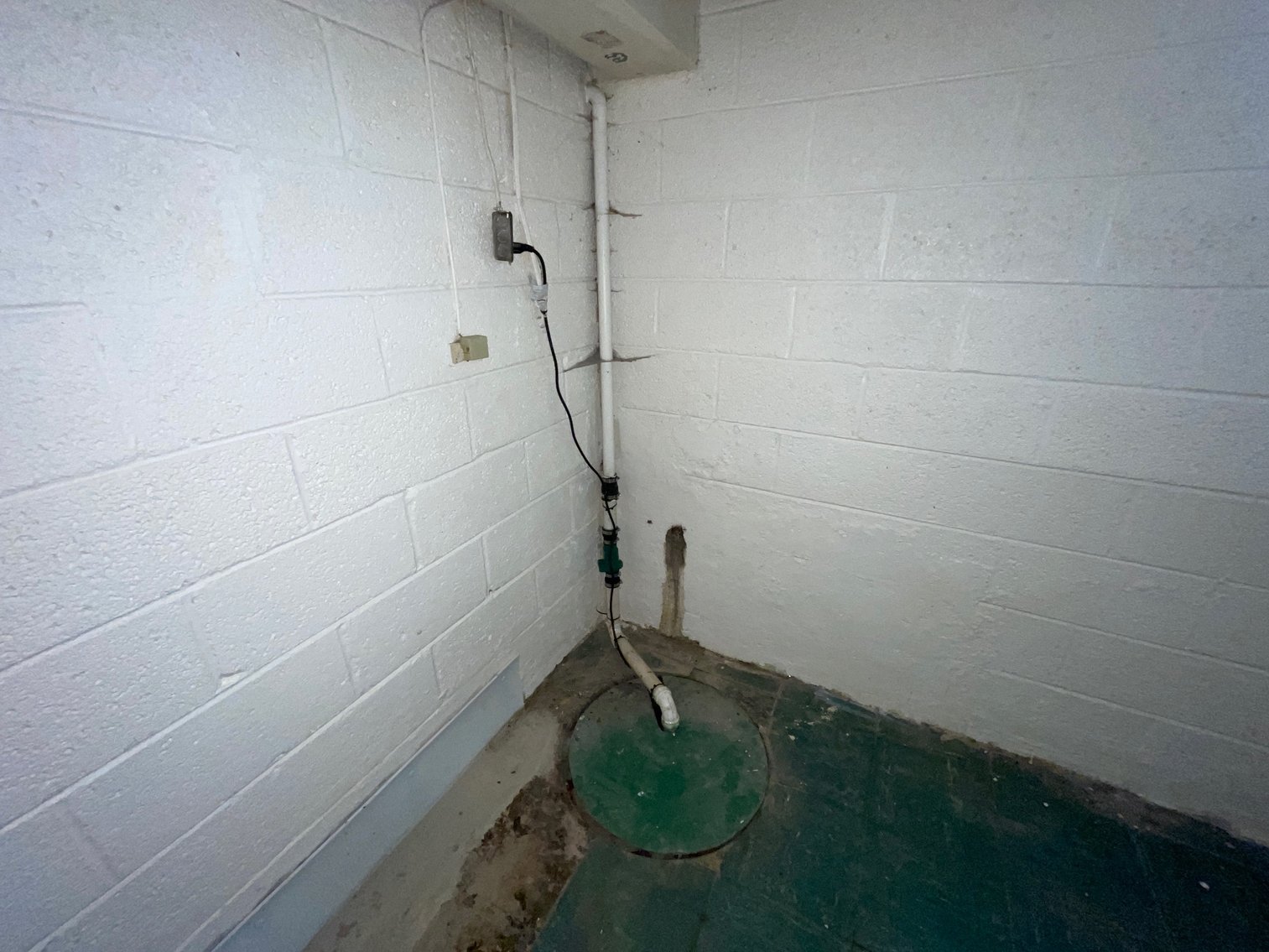 Image for SOLD $105,600 - 4 Bedroom Cape Cod in St. Albans