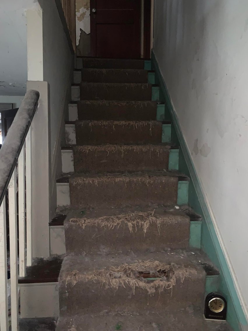 Image for SOLD $203,500 - Colonial Farmhouse on Nearly 12 Acres in Mink Shoals