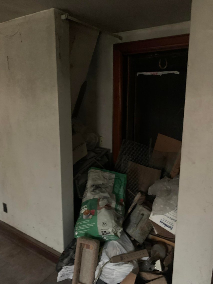 Image for SOLD $203,500 - Colonial Farmhouse on Nearly 12 Acres in Mink Shoals