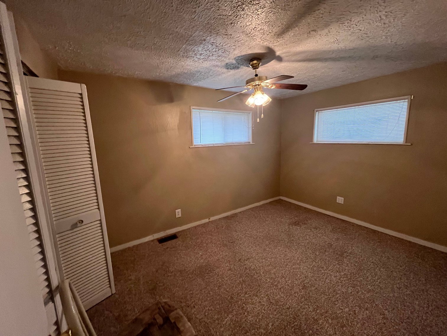 Image for SOLD $77,000 - 4-Unit Apartment Complex with Garage in Hamlin